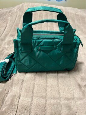 Lug Jitterbug Crossbody Bag in Kelly Green - NWOT